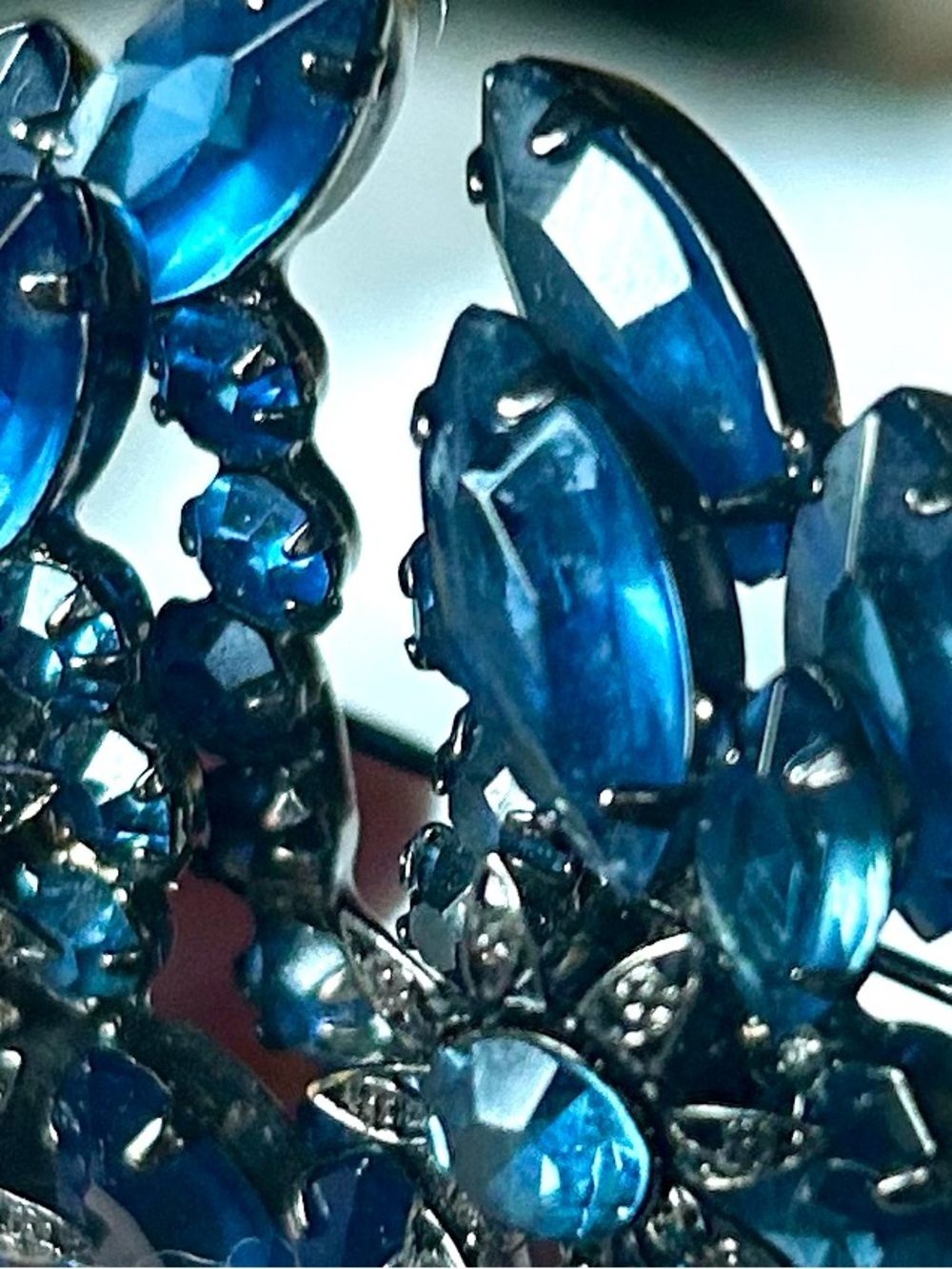 DO NOT BUY HOLD FOR SUNNYBEAR  DeLizza & Elster (Juliana) Cobalt Blue Crystal - Picture 11 of 15
